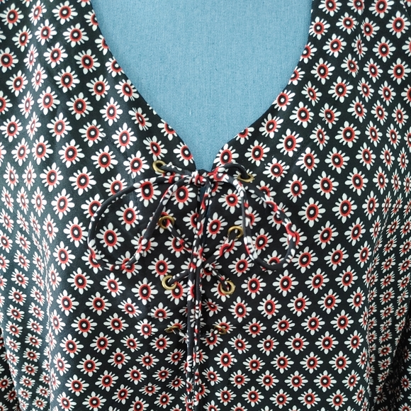 Multi color blouse - Picture 4 of 4